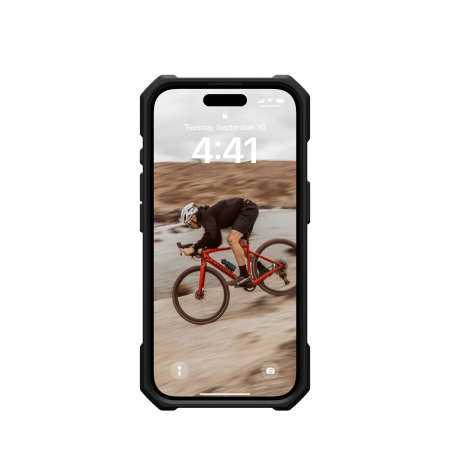 UAG Essential Armor Magsafe iPhone 16 Case - Black