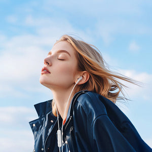 QCY LH1 In-Ear Wired Headphones with Remote and Microphone 1.15m - White